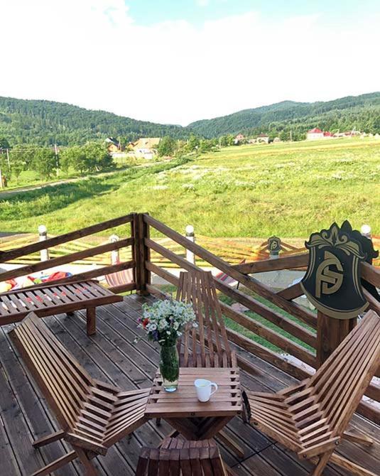 ホテル Four Seasons In Carpathians ミホヴォ エクステリア 写真